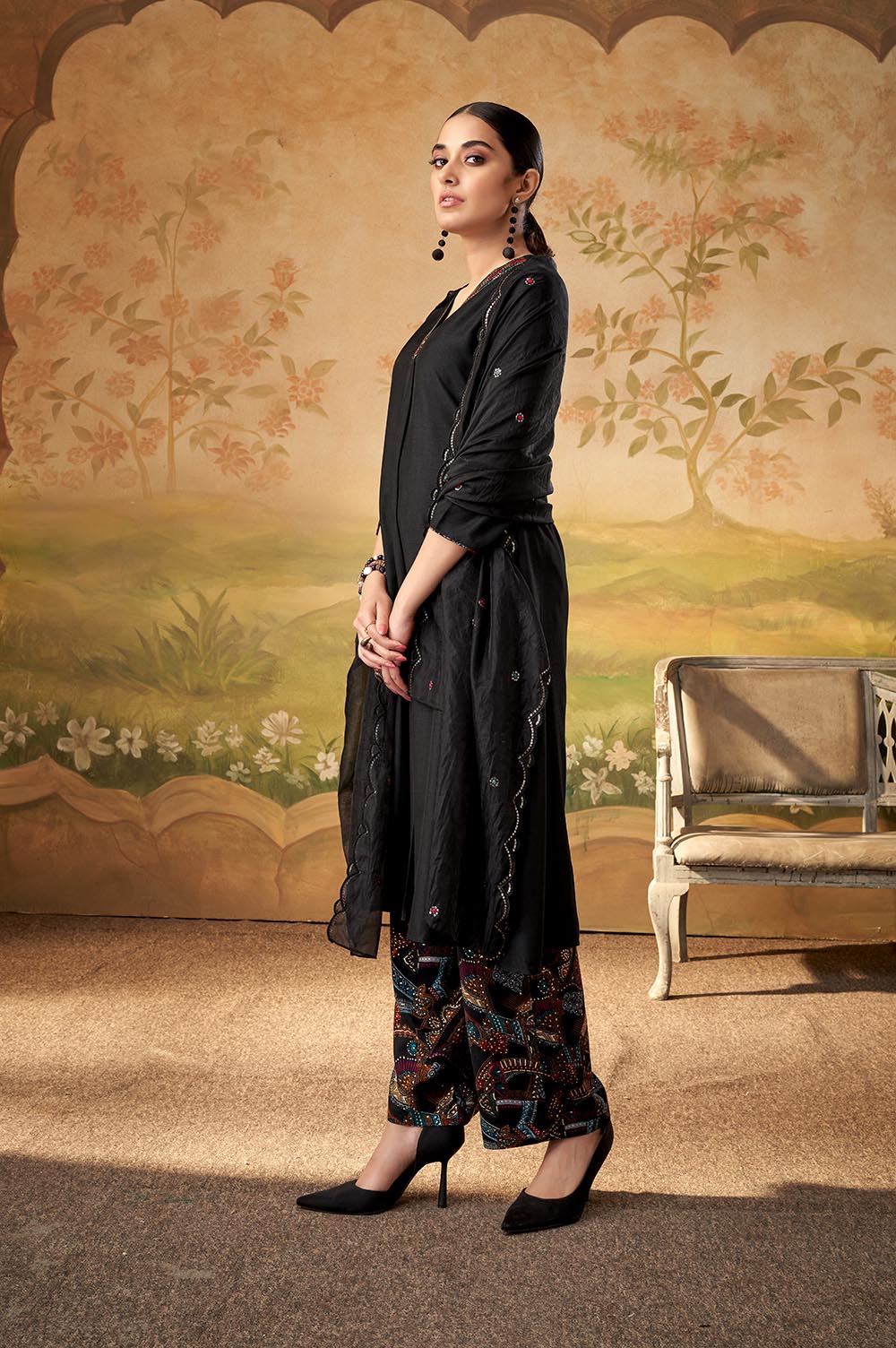 Black Elegance Ensemble Kurta Set With Dupatta