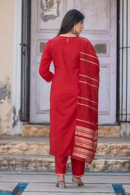 Red Cotton Blend Embroidered Kurta Set with Dupatta For Women
