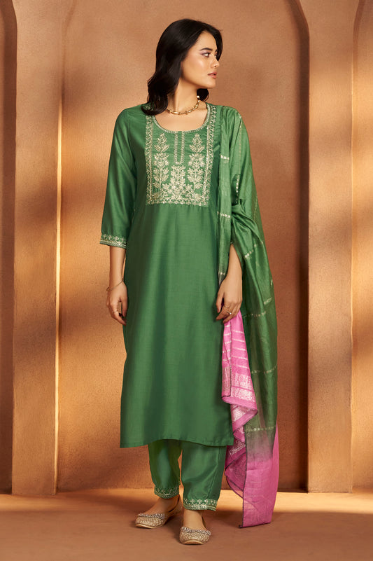 Green Cotton Blend Embroidered Kurta Pant With Chanderi Jacquard Dupatta
