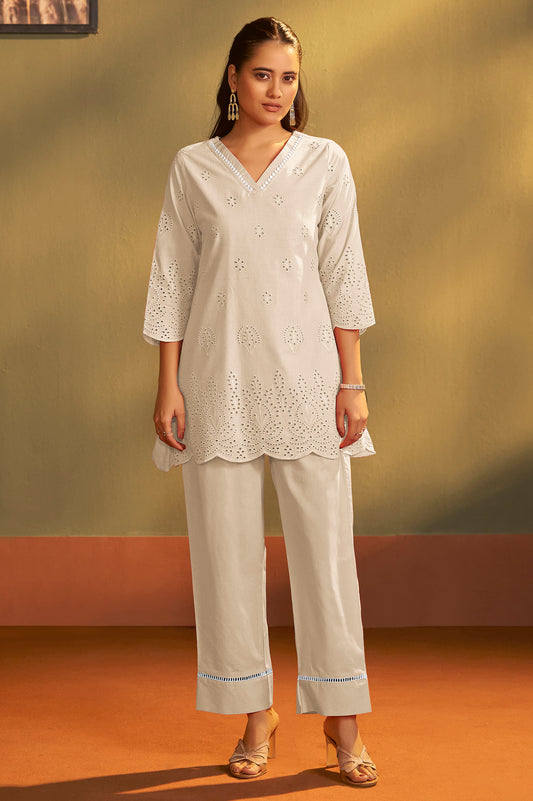 Women’s Cream Pure Cotton Schiffli Co-Ord Set
