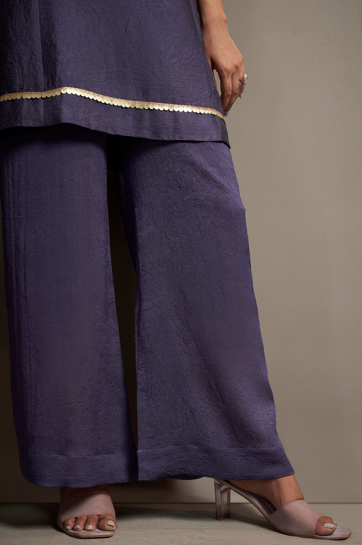 Women's Violet Embroidered Silk Blend Straight Kurta Set