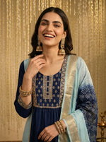 Dresoul Chinnon Embroidered Kurta Set