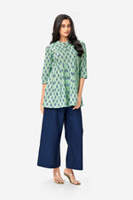 Sea Green Cotton Printed Short Floral Flared Top