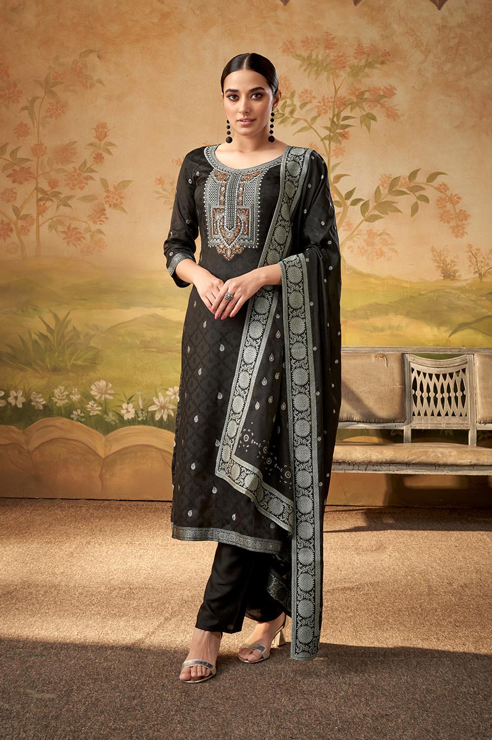 Black Elegance Ensemble Kurta Set and Dupatta