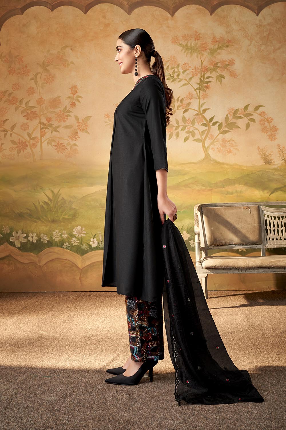 Black Elegance Ensemble Kurta Set With Dupatta