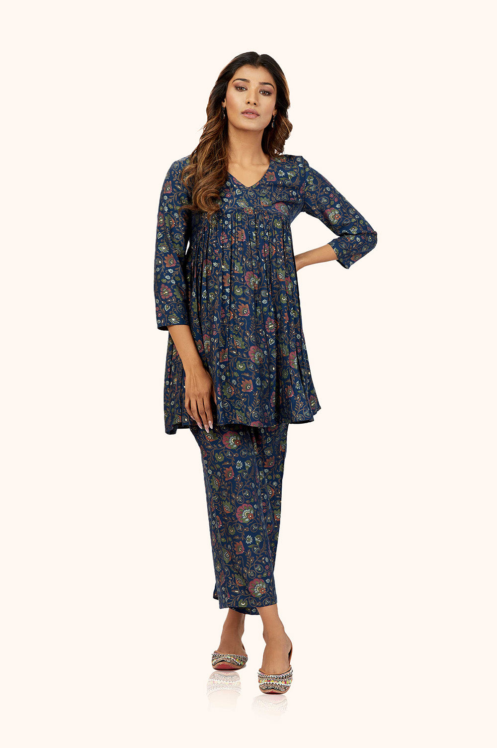 Flared Kurta & Foil Print Pants Co-ord