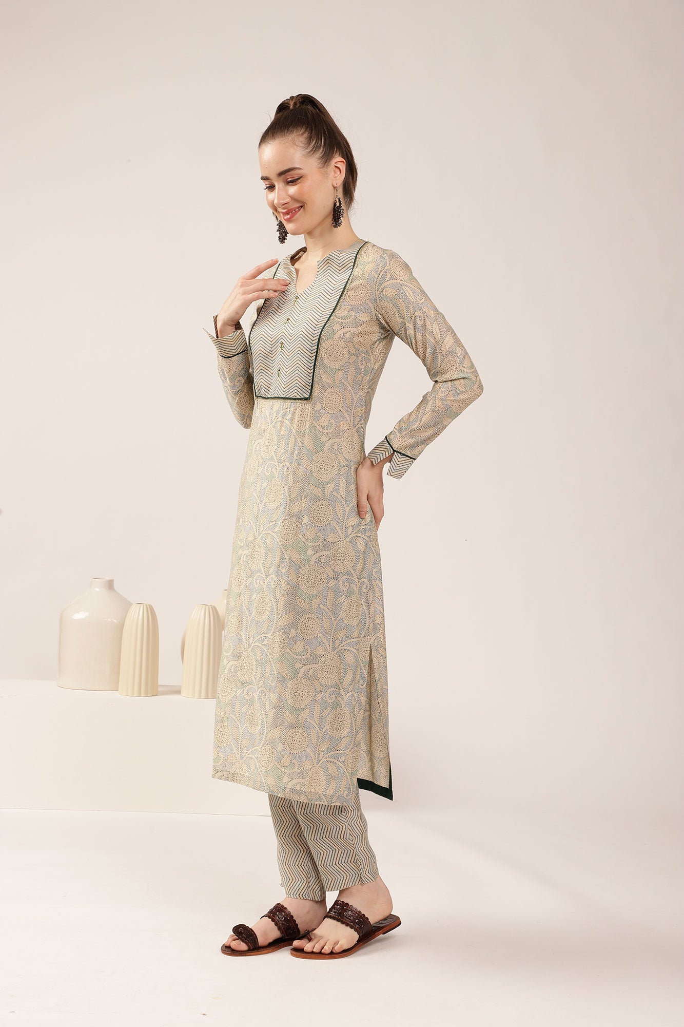 Earthy Paisley Chanderi Print Kurta Set
