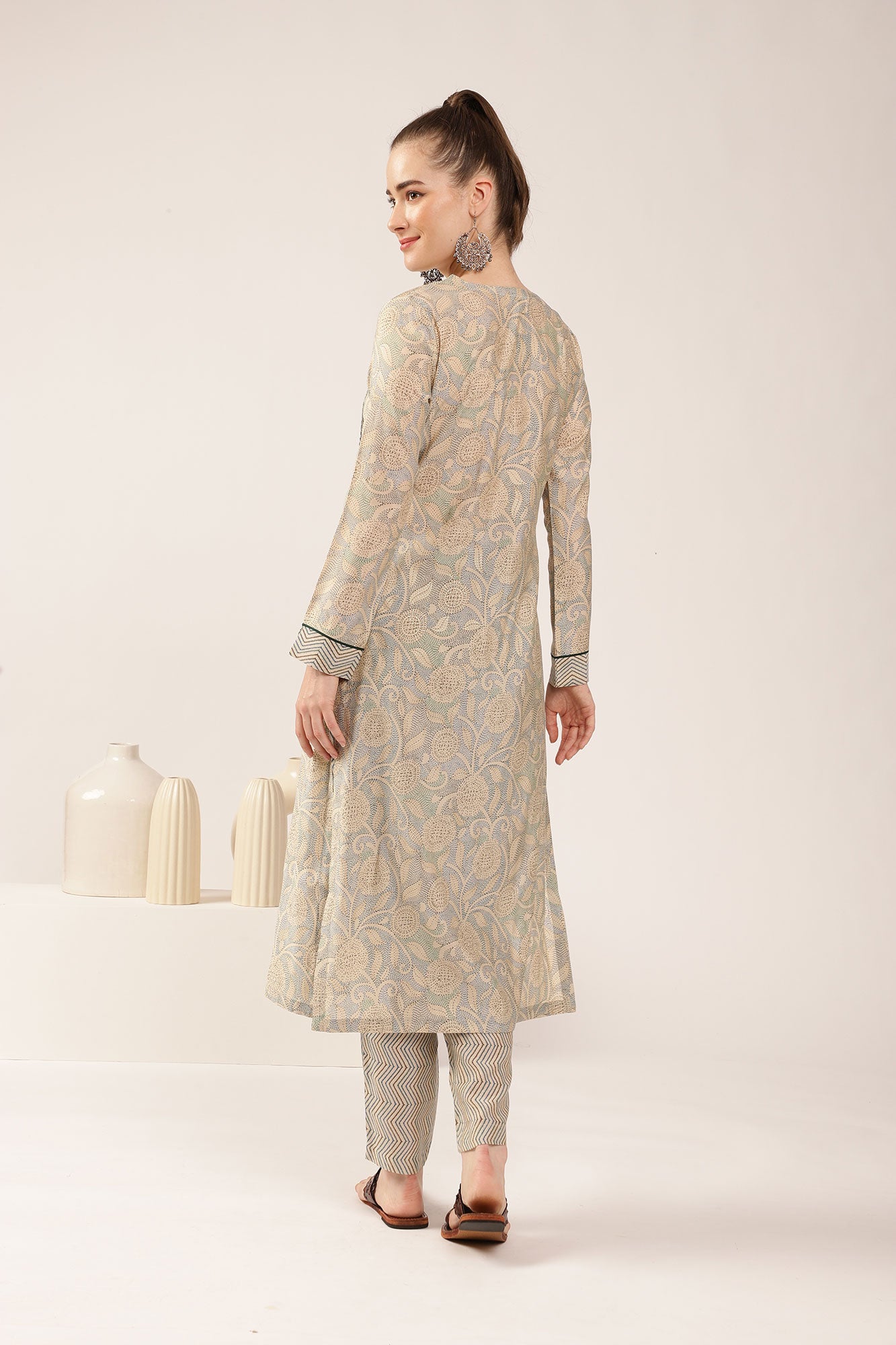 Earthy Paisley Chanderi Print Kurta Set