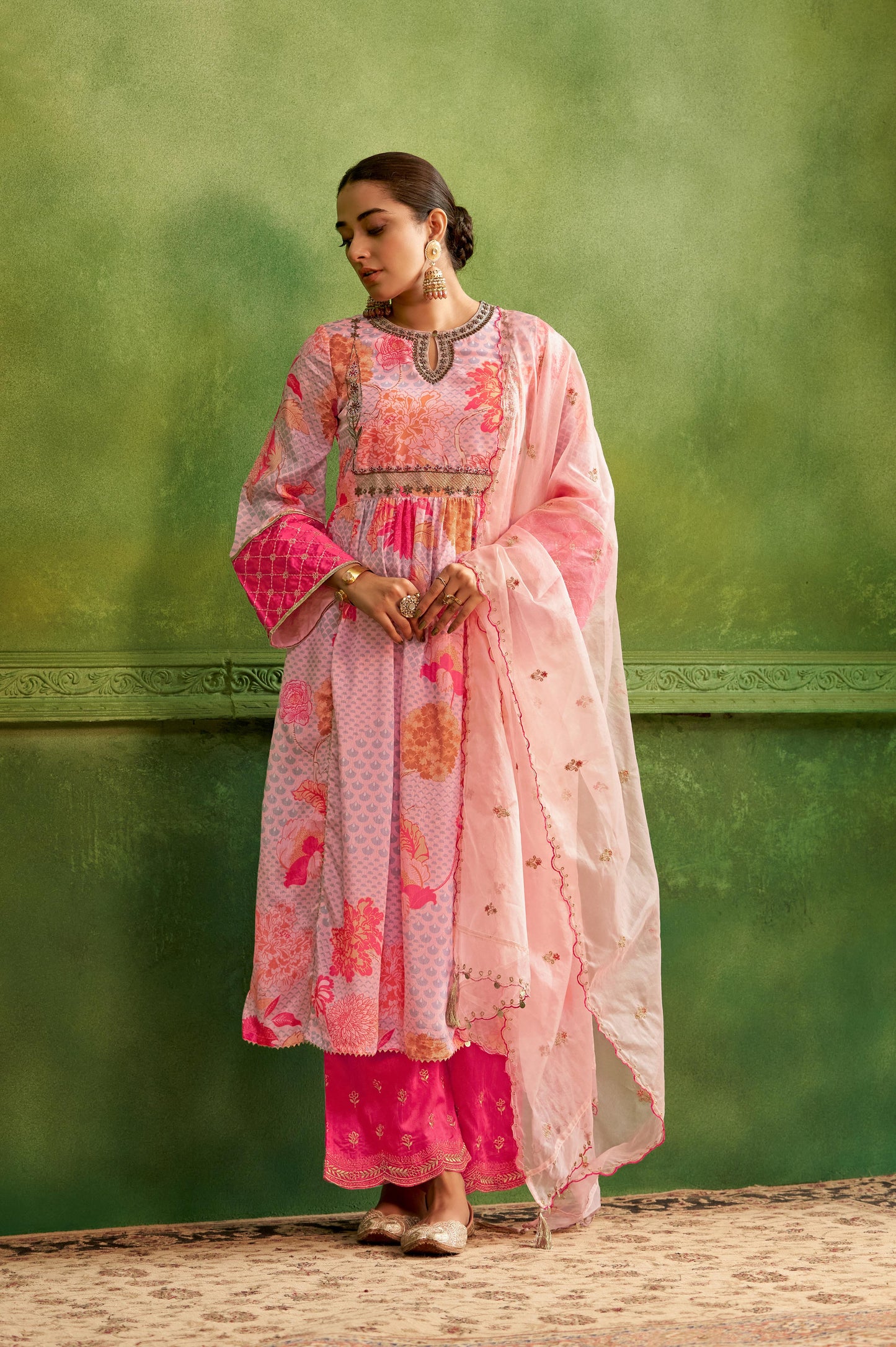 Light Pink Embroidered Hand work Kurta Set with Pink Embroidered Dupatta