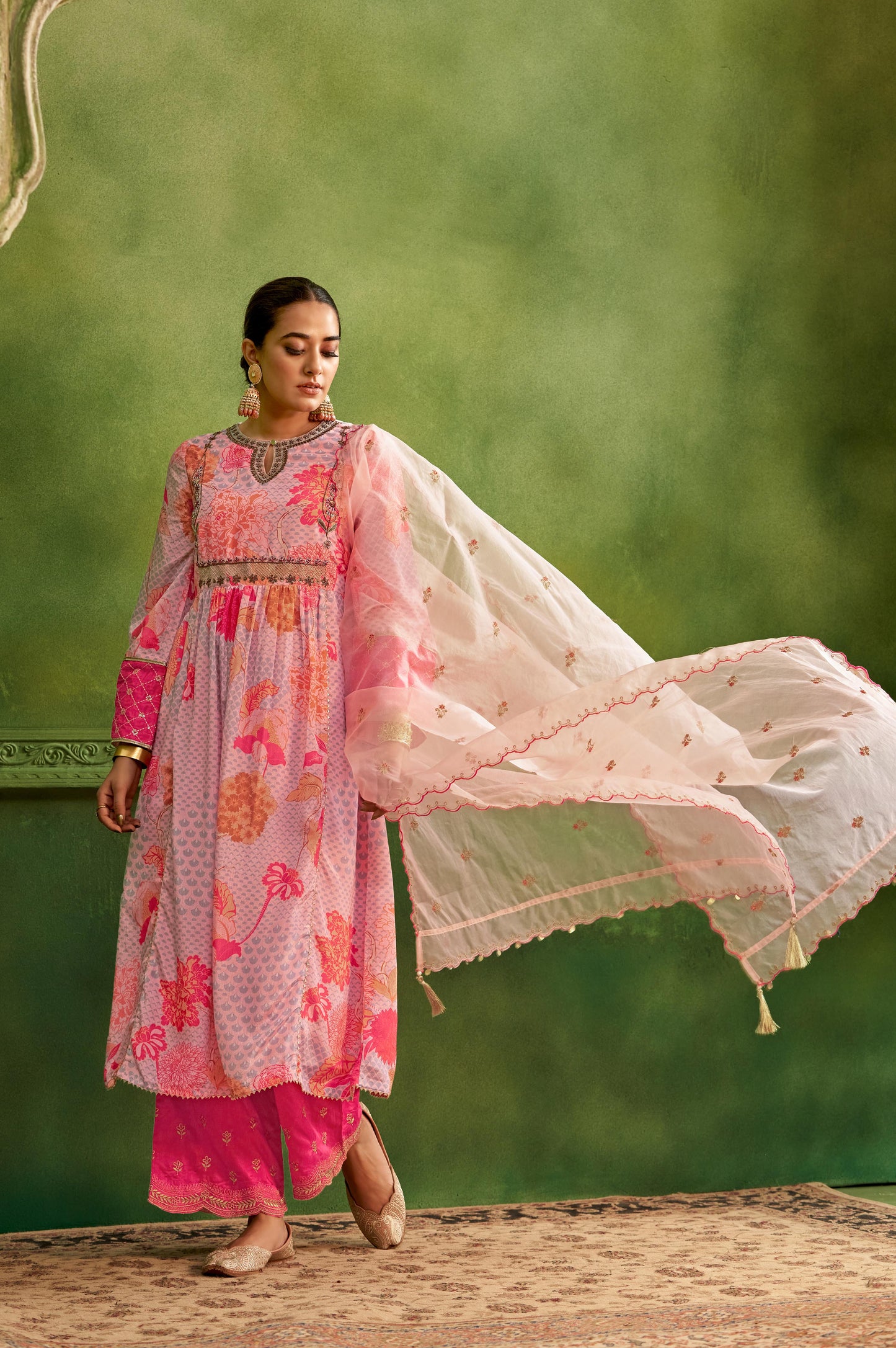 Light Pink Embroidered Hand work Kurta Set with Pink Embroidered Dupatta