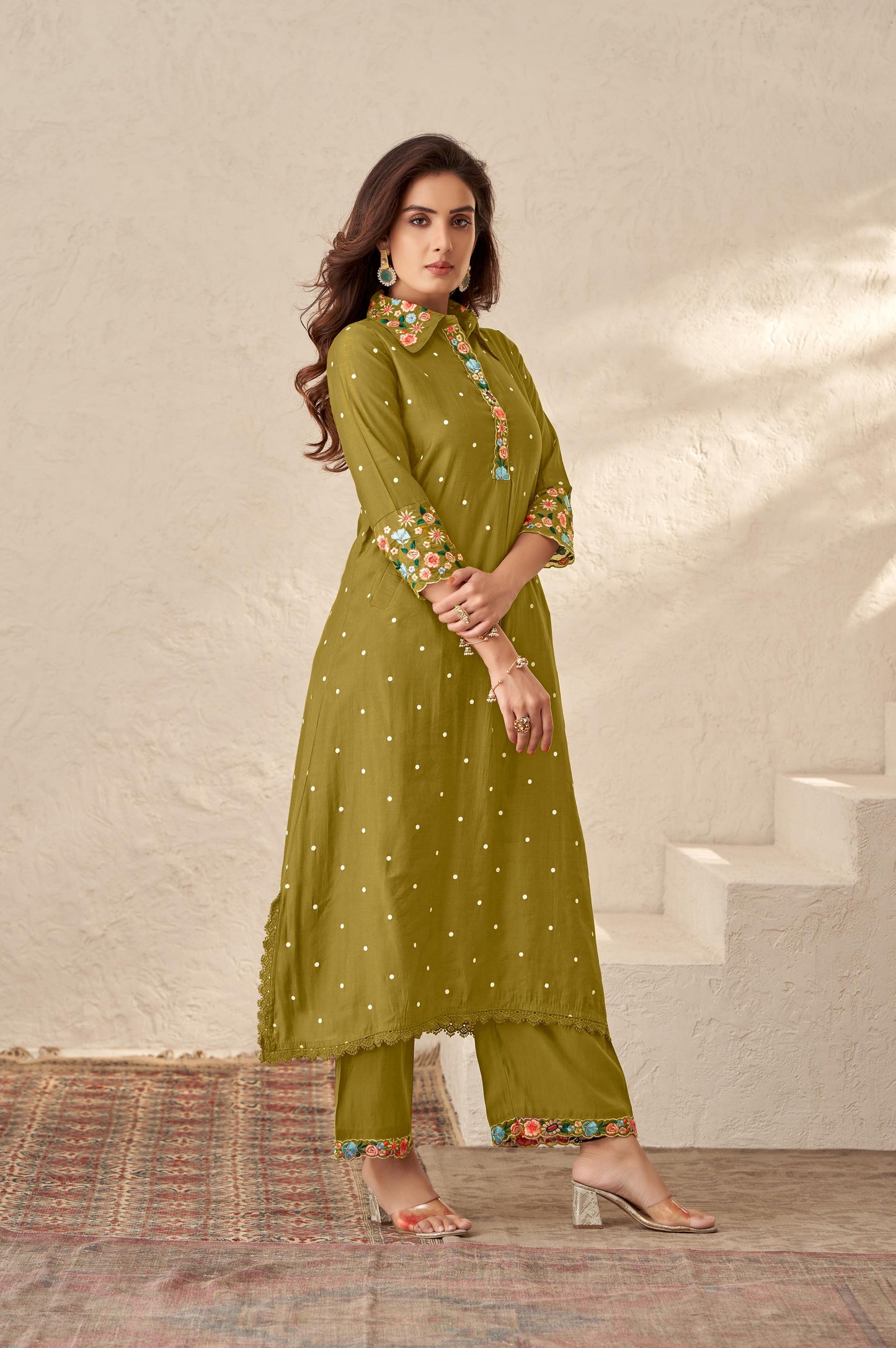 Olive Green Floral Embroidered Regular Thread Work Kurta with Palazzos