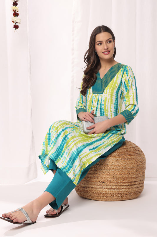 Green Cotton Blend Printed & Embroidered V Neck Kurta Set