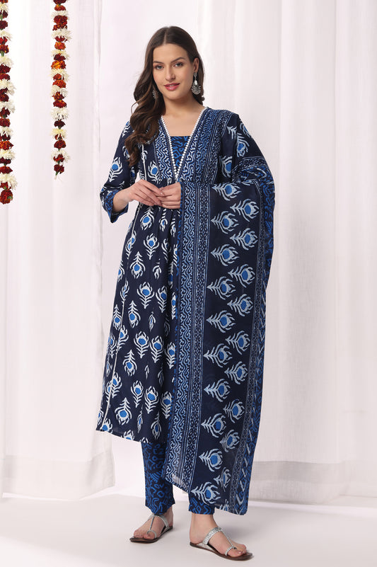 Blue Cotton Blend Floral Printed Kurta Set with Dupatta For Women