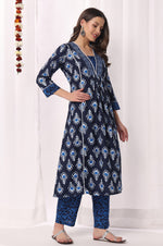 Blue Cotton Blend Floral Printed Kurta Set with Dupatta For Women