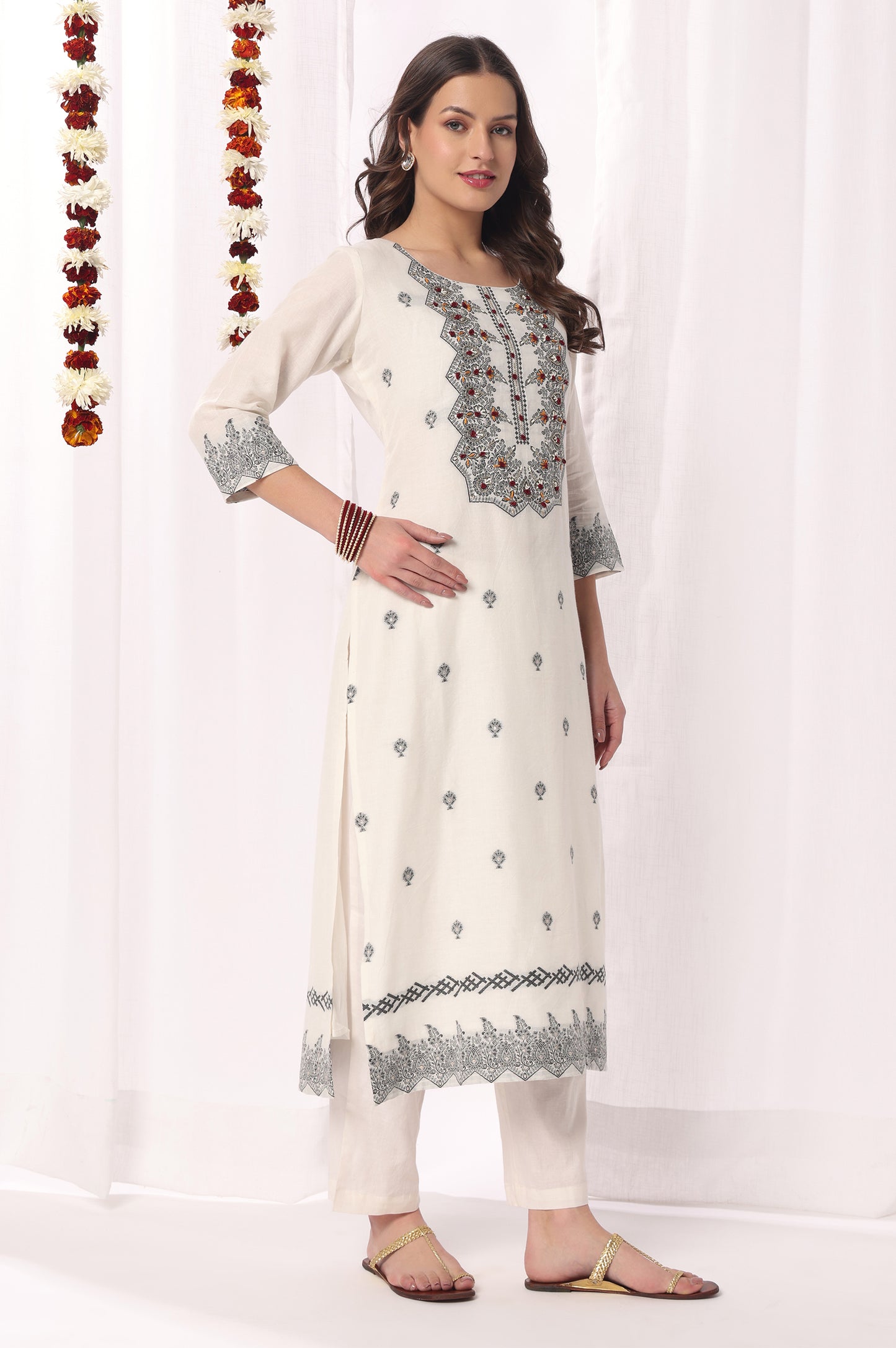 White Pure Cotton Floral Embroidery With Handwork Kurta Set with Dupatta For Wom