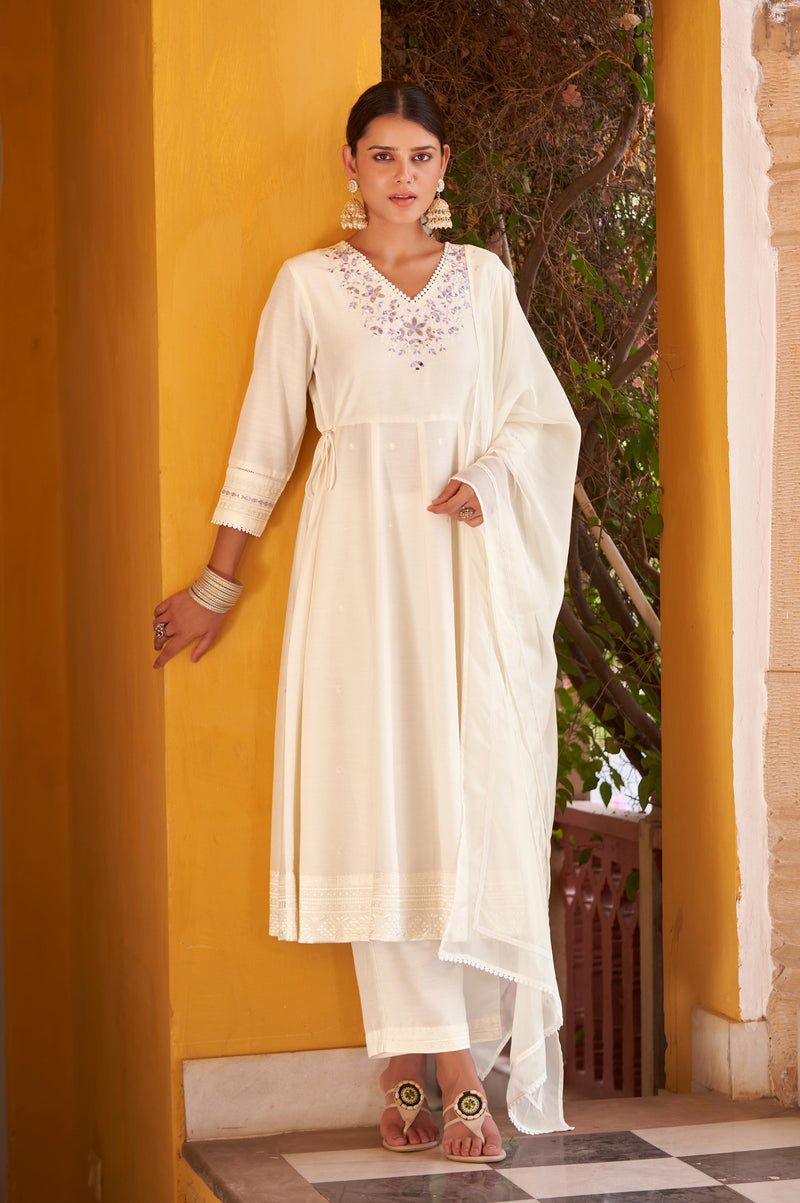 White Ethnic Motifs Embroidered Mirror Work Anarkali Kurti with Pyjamas & Dupatt