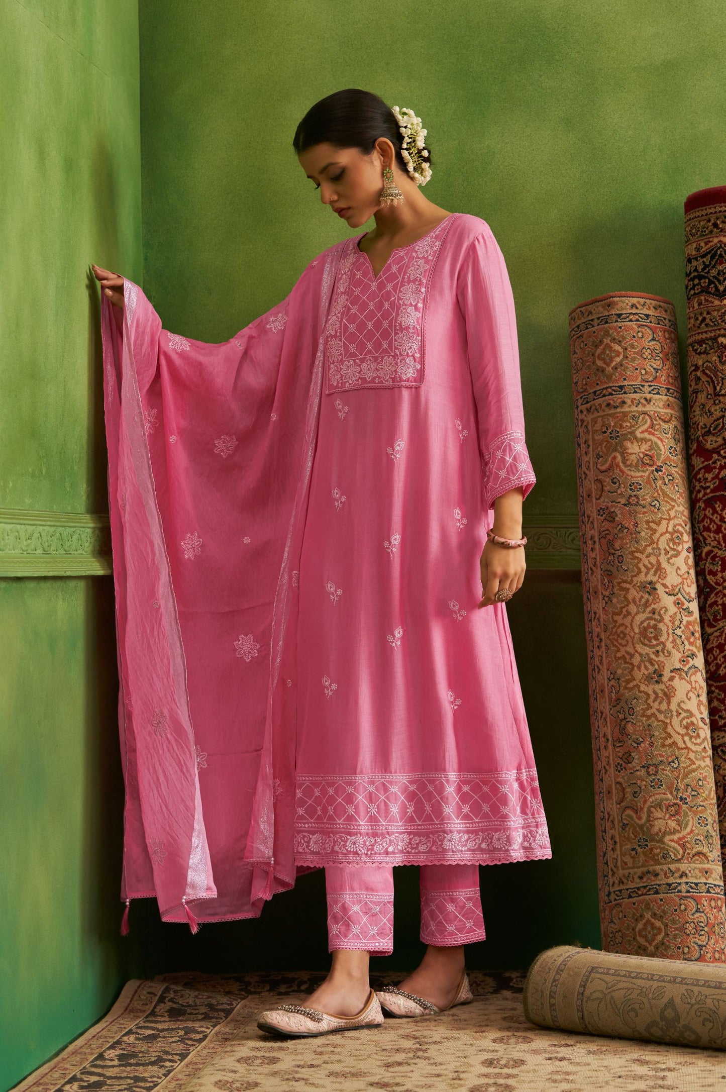 Light Pink Pure Silk Embroidered Kurta Set with Dupatta For Women