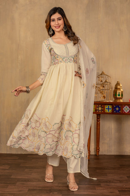 White Cotton Embroidered With Handwork Kurta Set with Dupatta