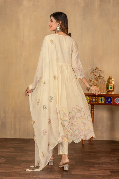 White Cotton Embroidered With Handwork Kurta Set with Dupatta