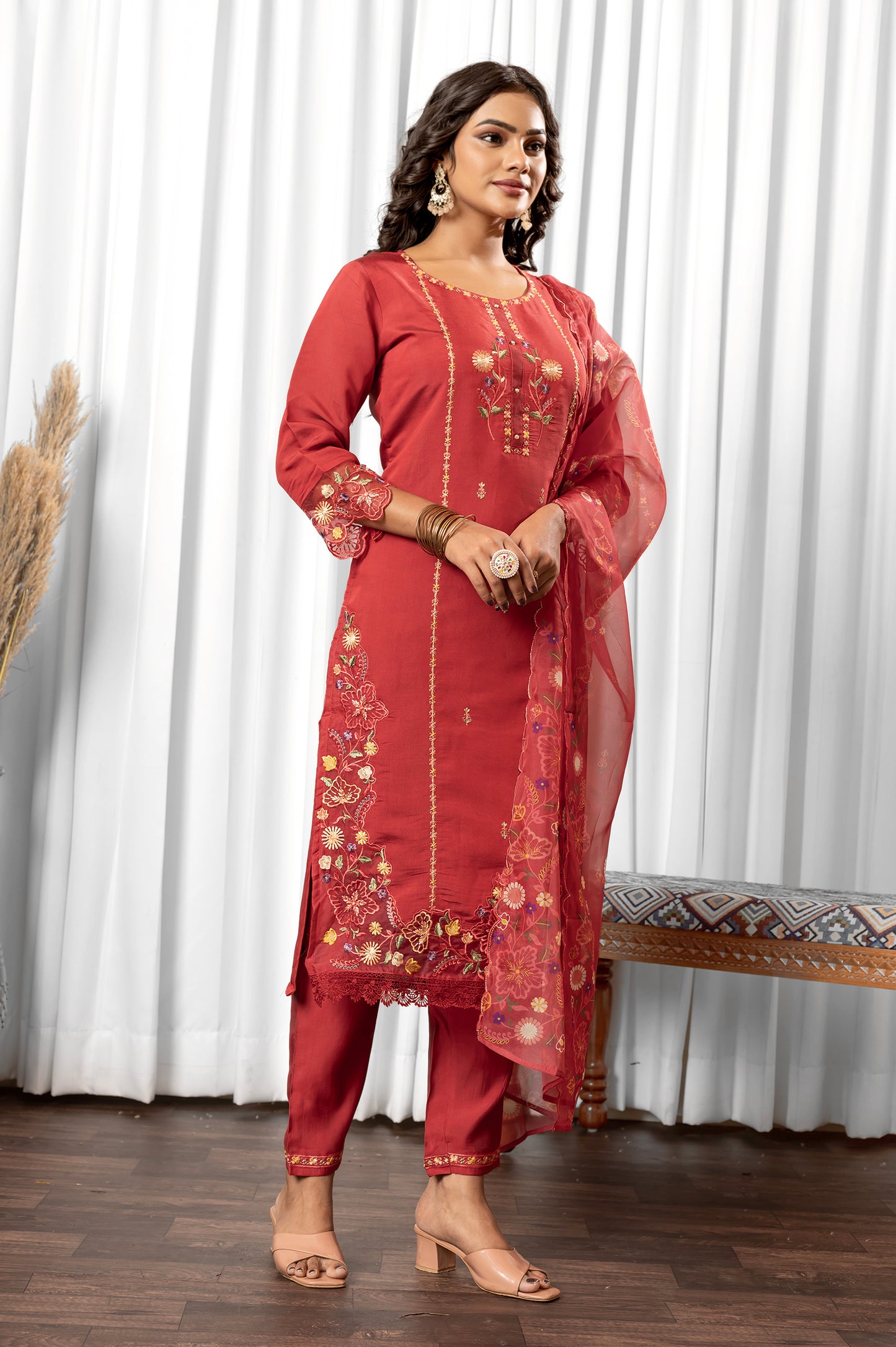 Red Romam Silk Embroidered Kurta Set with Dupatta For Women