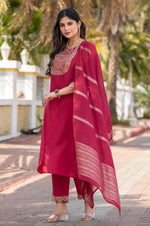 Pink Cotton Blend Embroidered Kurta Set with Dupatta For Women