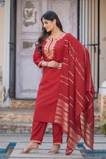 Red Cotton Blend Embroidered Kurta Set with Dupatta For Women