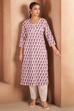 Cream & Wine Pure Cotton Paisley Printed Kurta For Women