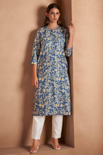 Turquoise Cotton Blend Floral Printed Kurta For Women