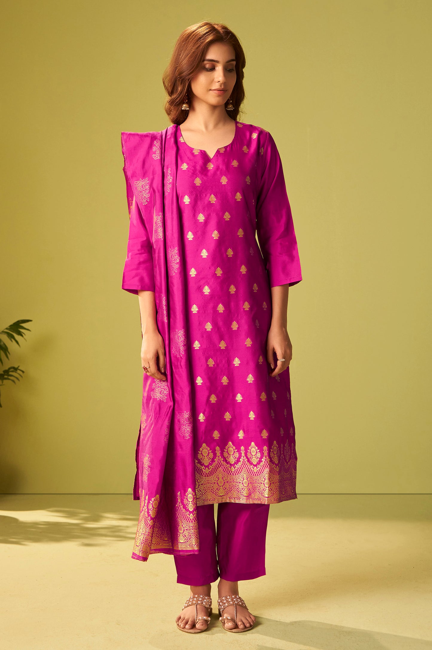 Dark Pink Silk Blend Jacquard Zari Work Kurta Set With Dupatta For Women