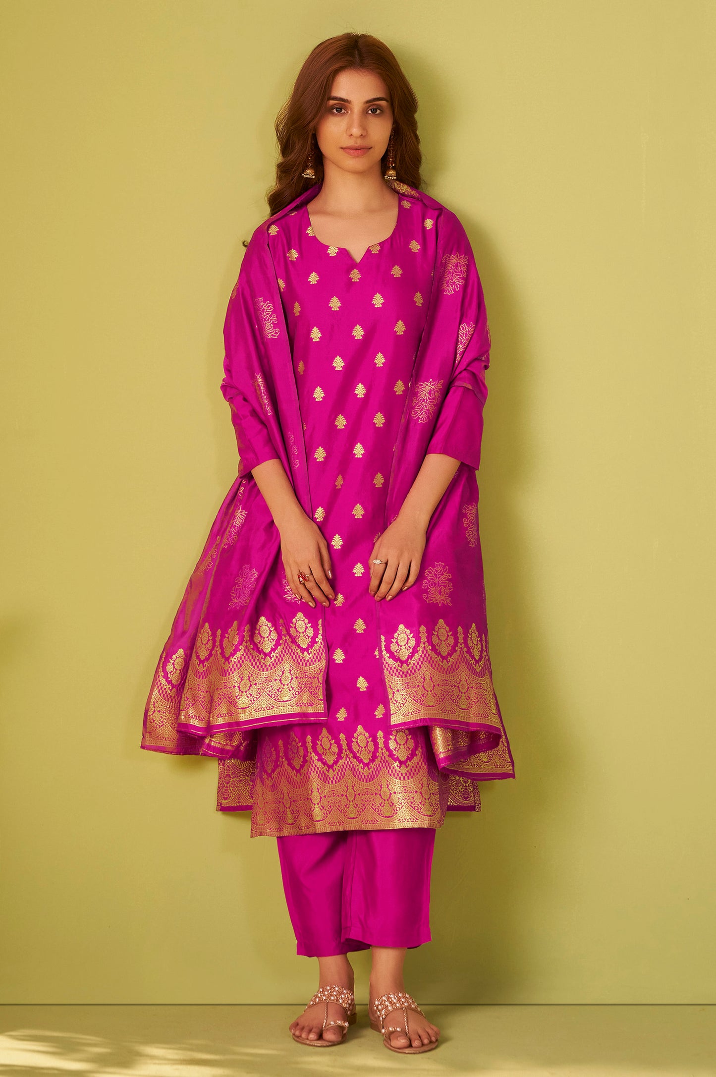 Dark Pink Silk Blend Jacquard Zari Work Kurta Set With Dupatta For Women