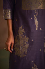 Women's Lilac Jacquard Art Silk Straight Kurta Set with Cotton Bottom & Silk Blend Dupatta