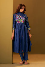 Women's Navy Blue Pure Cotton Embroidered Kurta Set with Dupatta