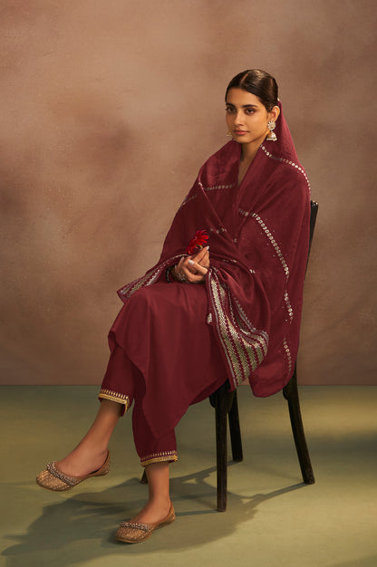 Rust Chinnon Embroidered Kurta Set with Jacquard Dupatta