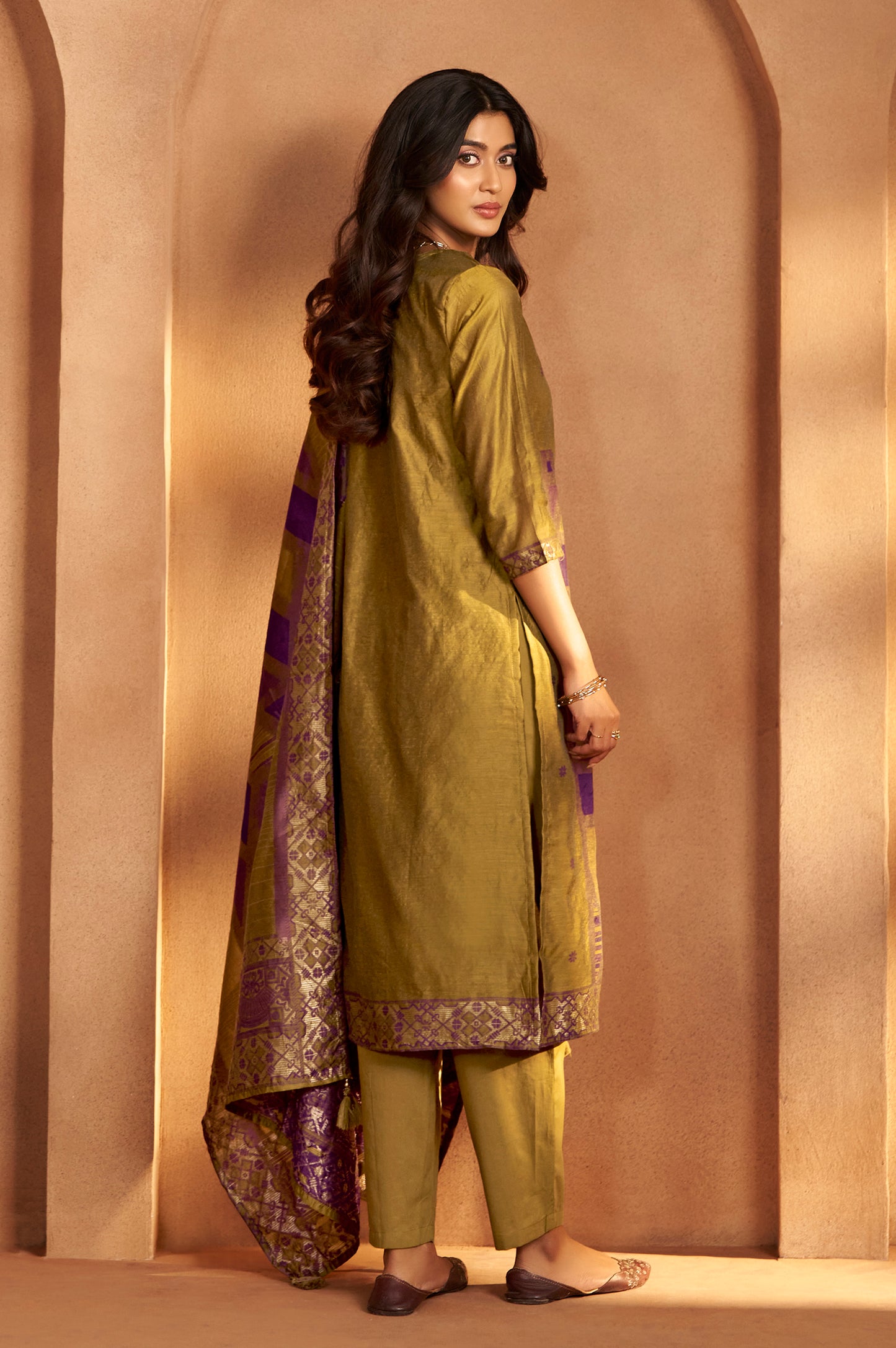 Mustard Jacquard Art Silk Fla Mustard Kurta Set with Cotton Bottom & Silk Blend Dupatta