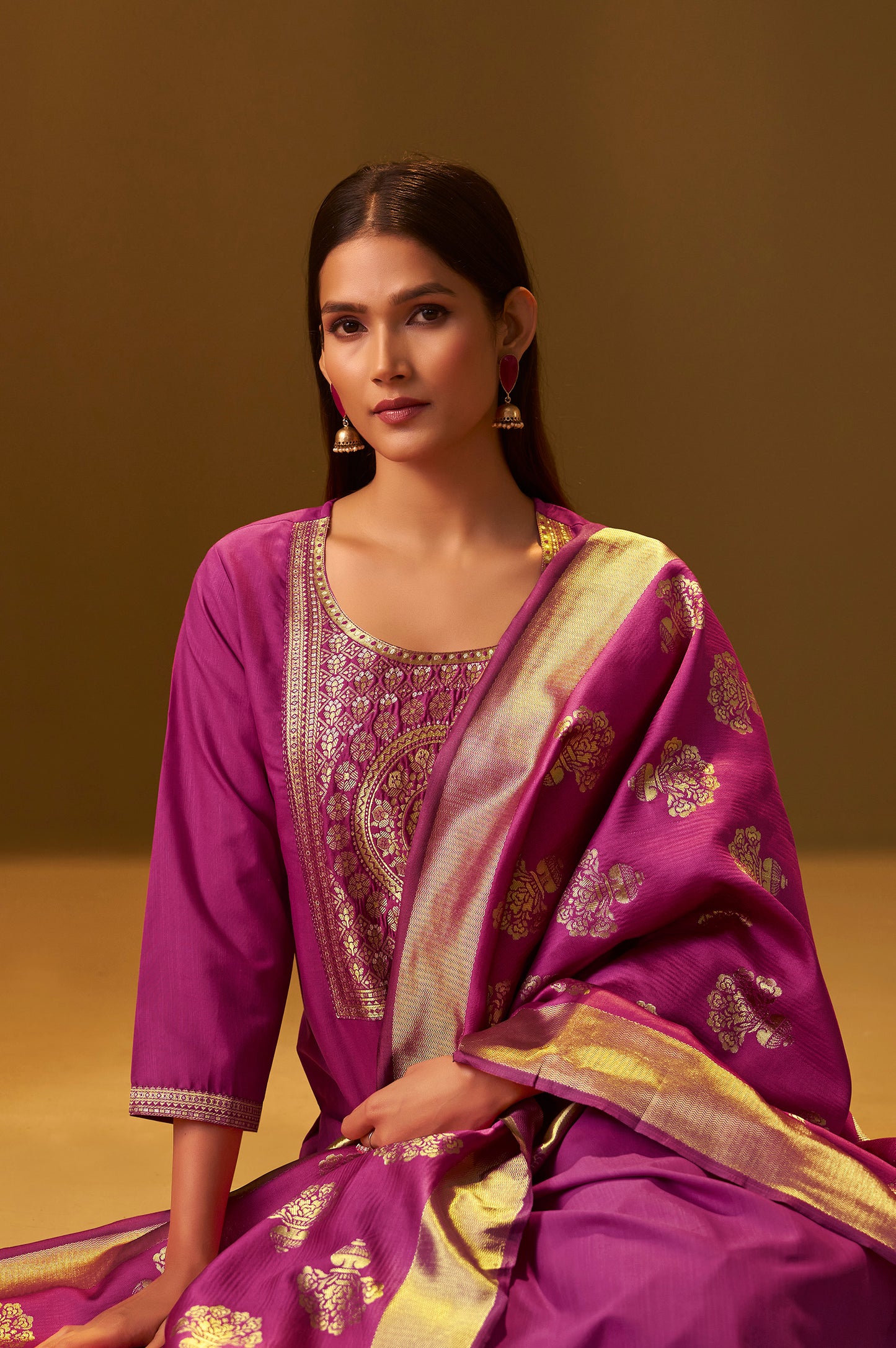 Women's Festive Pink Cotton Blend Jacquard Straight Kurta with Solid Pant and Silk Jacquard Dupatta Set