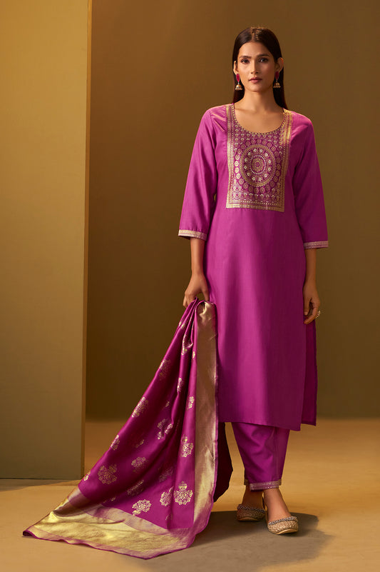 Women's Festive Pink Cotton Blend Jacquard Straight Kurta with Solid Pant and Silk Jacquard Dupatta Set