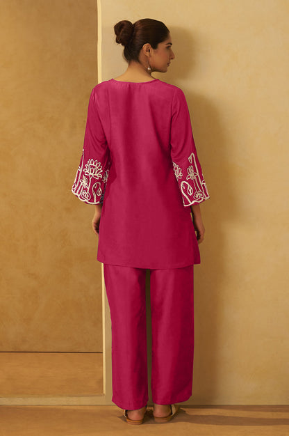 Women Pink Embroidered Cotton Blend Straight Kurta Co-ord Set