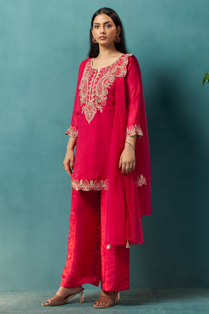 Red Silk Blend Embroidered Straight Kurta Set with Choker Net Dupatta