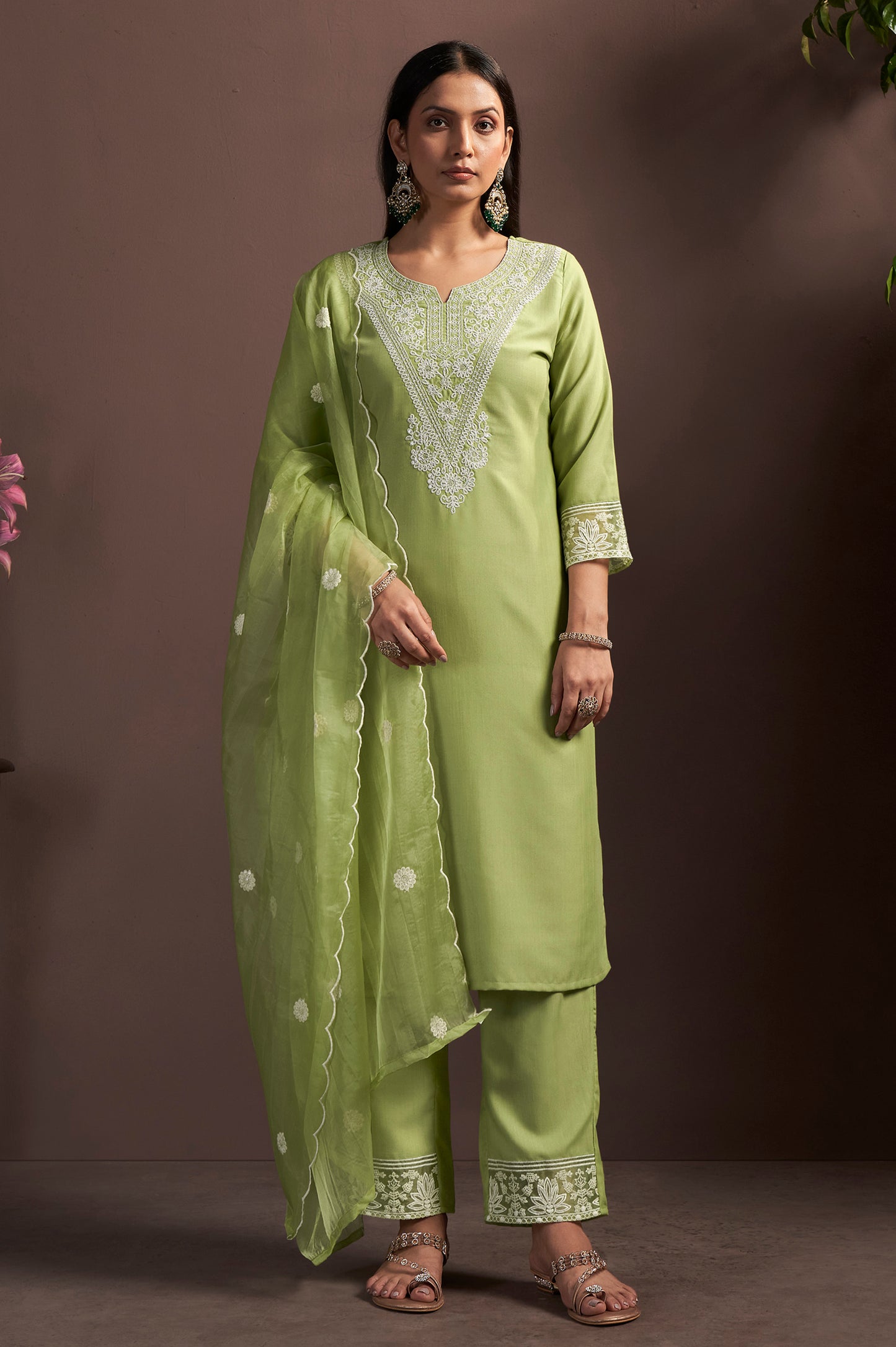 Women's Green Embroidered Cotton Blend Straight Kurta Set with Organza Embroidered Dupatta