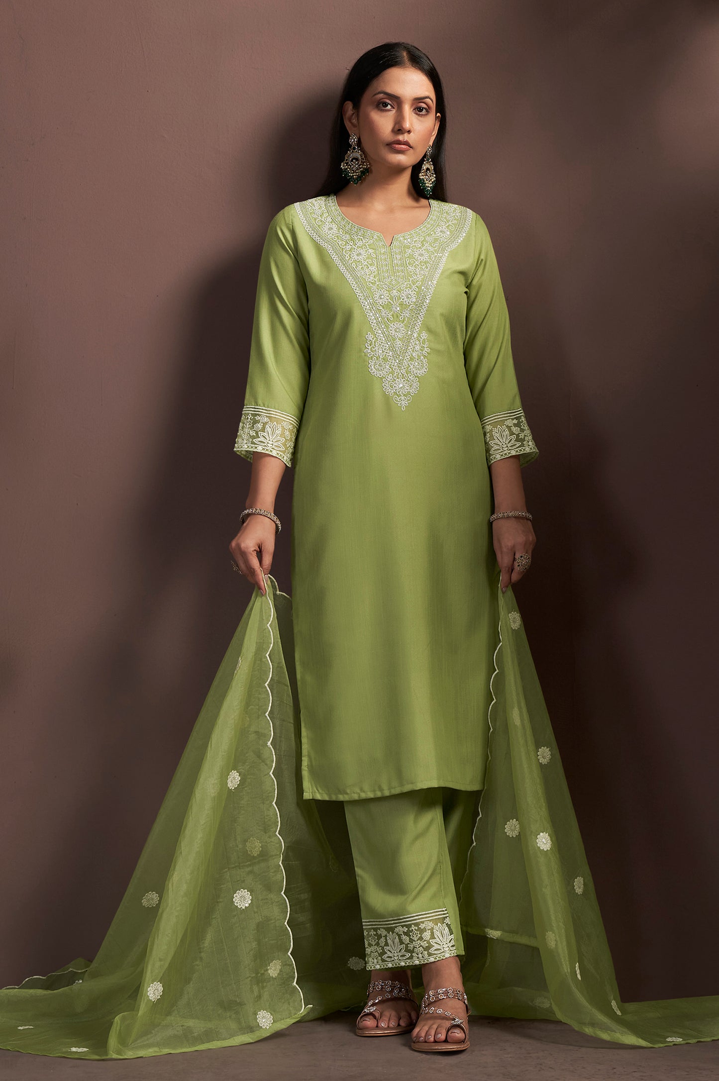 Women's Green Embroidered Cotton Blend Straight Kurta Set with Organza Embroidered Dupatta