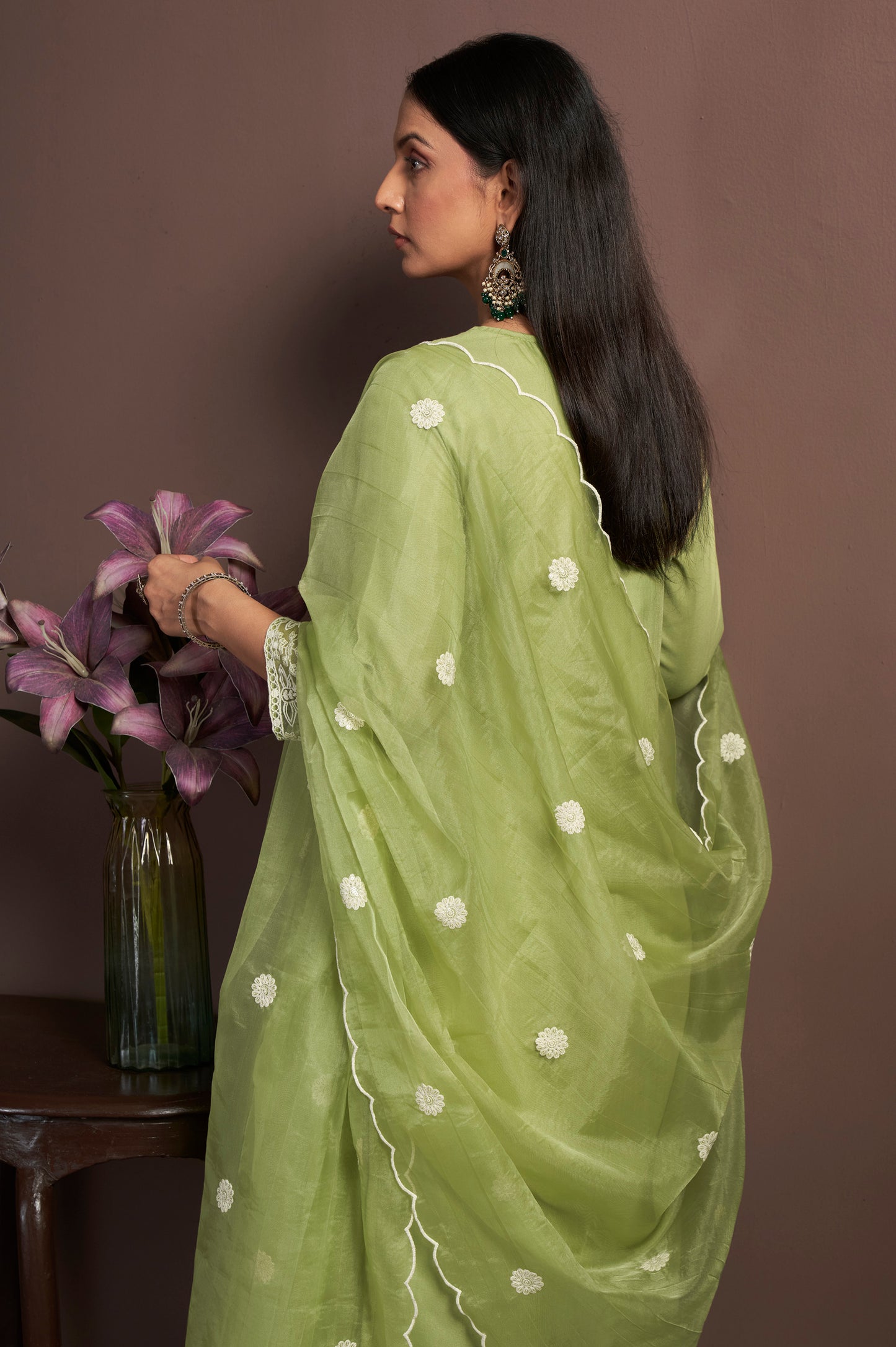 Women's Green Embroidered Cotton Blend Straight Kurta Set with Organza Embroidered Dupatta
