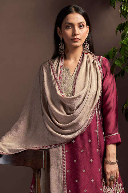 Red Embroidered Silk Blend Straight Kurta Set with Pink Net Dupatta | Round Neck | Knee Length Kurta | 3/4 Sleeves