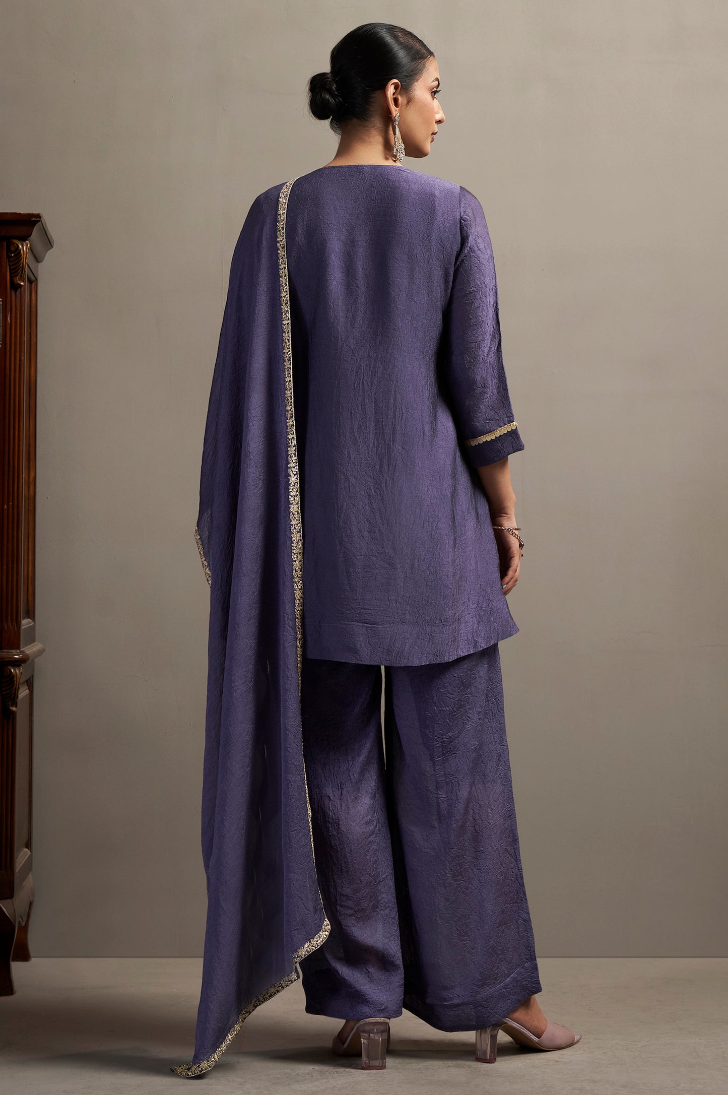 Women's Violet Embroidered Silk Blend Straight Kurta Set