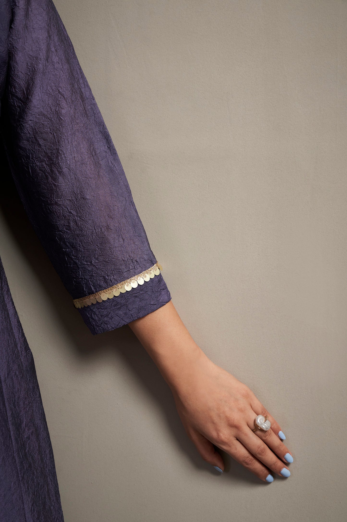 Women's Violet Embroidered Silk Blend Straight Kurta Set