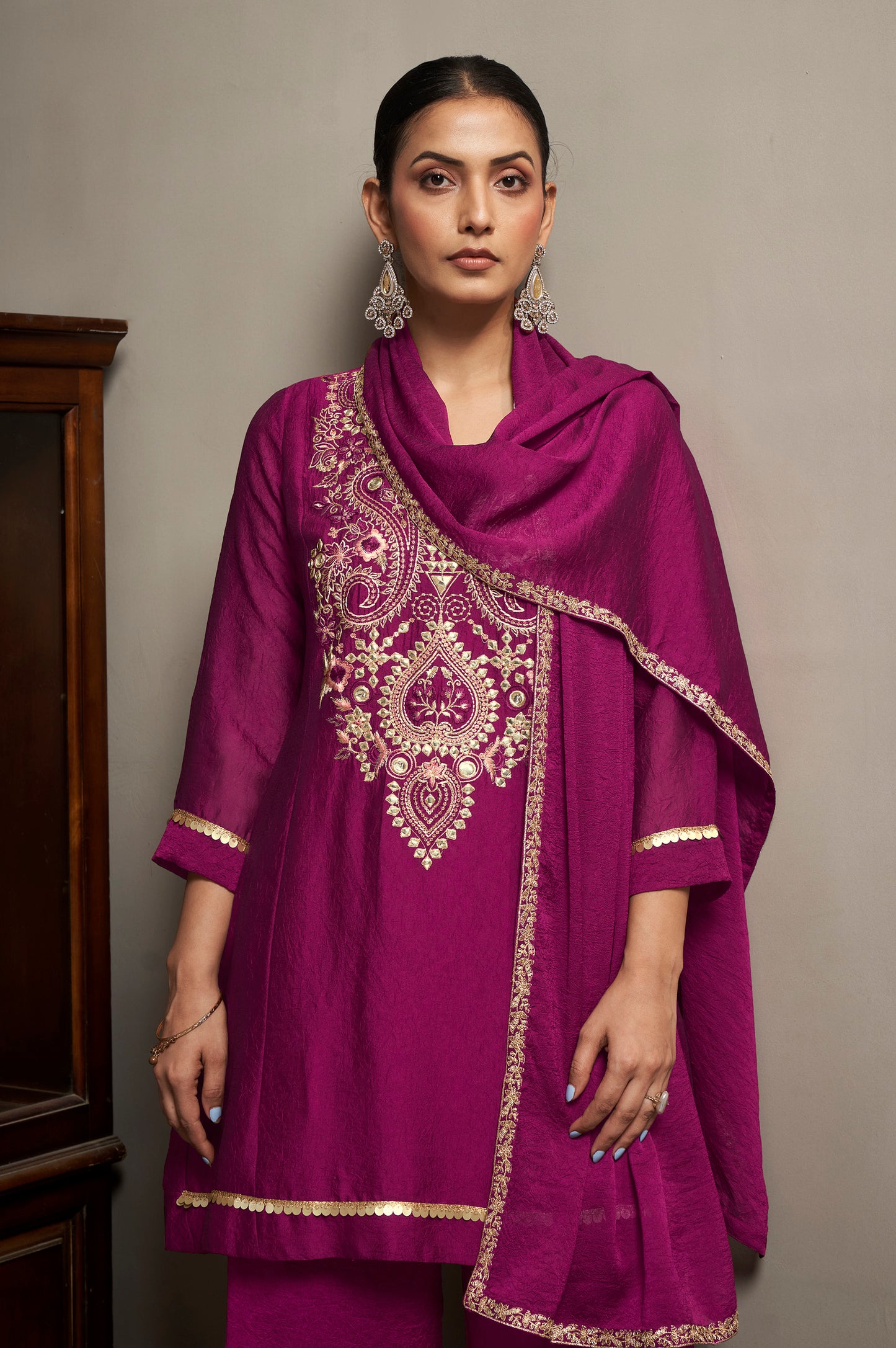 Women's Rani Pink Embroidered Silk Blend Straight Kurta Set