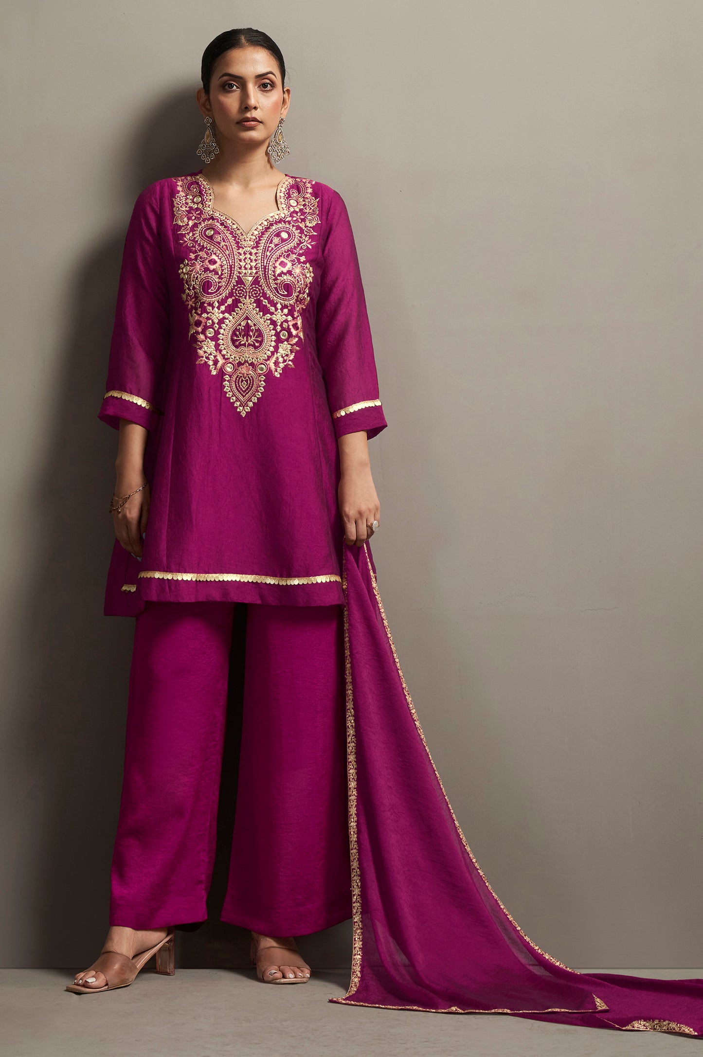 Women's Rani Pink Embroidered Silk Blend Straight Kurta Set