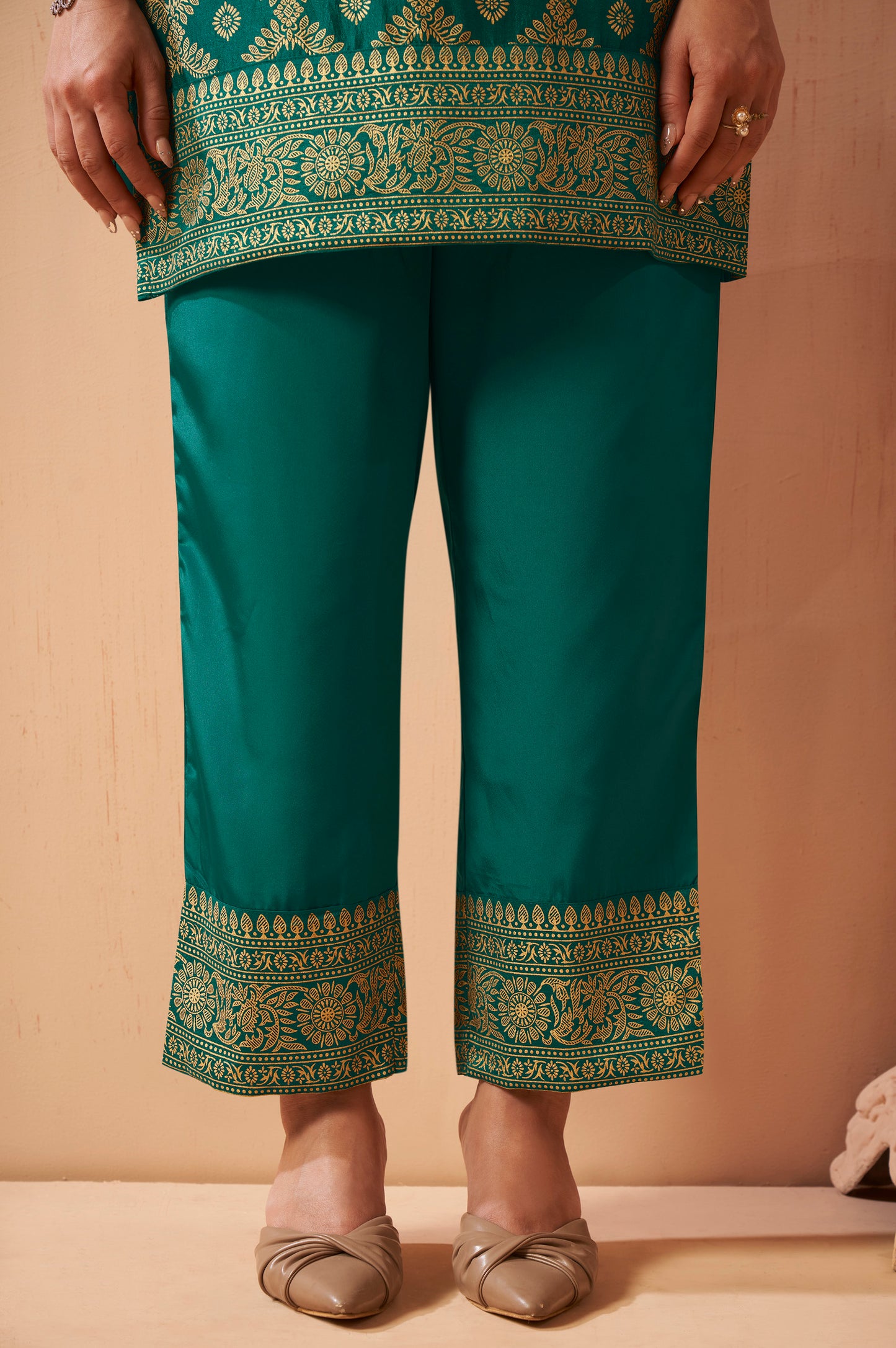 Women's Rama Green Jacquard Vichitra Silk Co-Ord Set