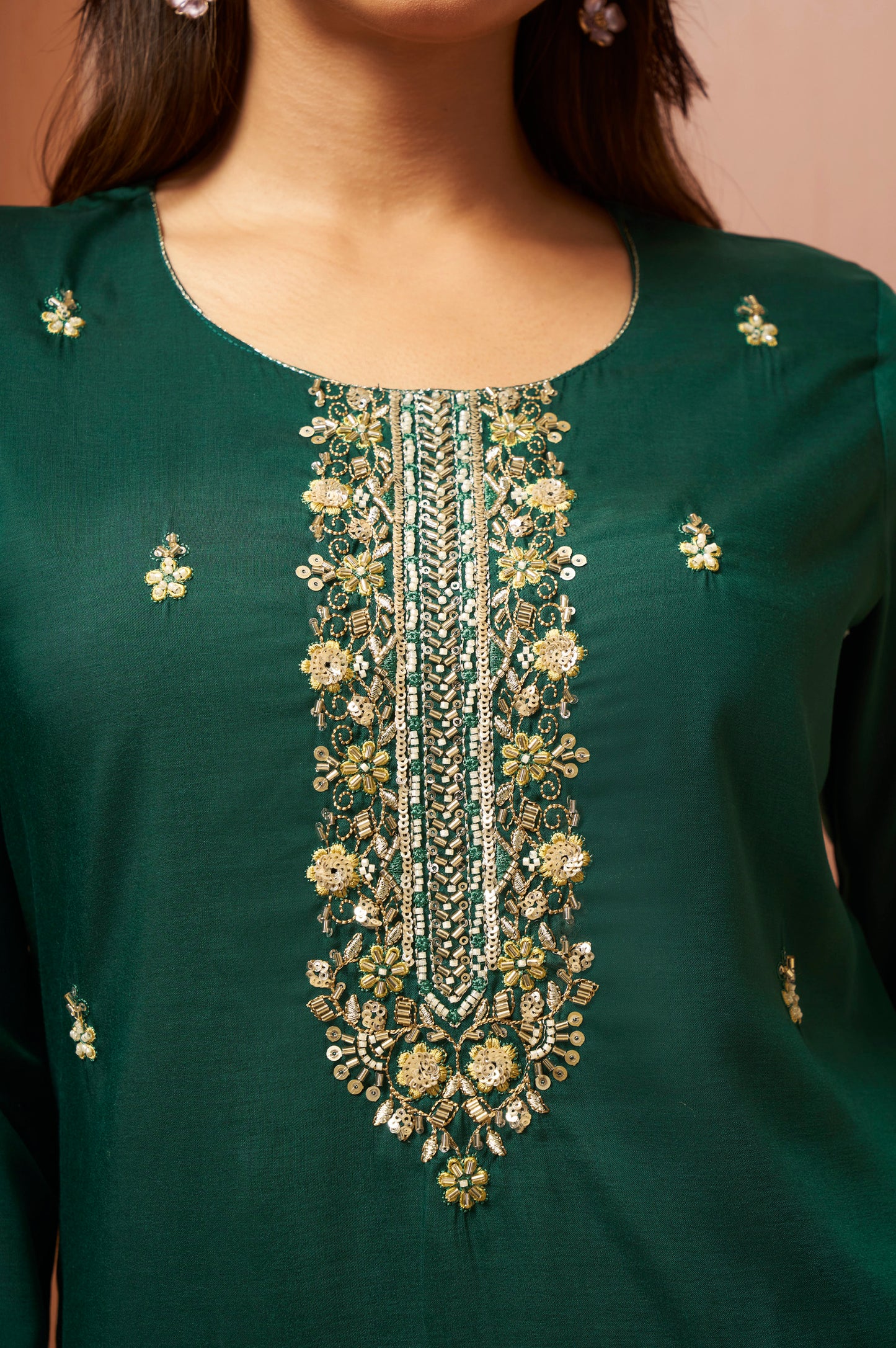 Women's Green Embroidered Chinnon Kurta Set