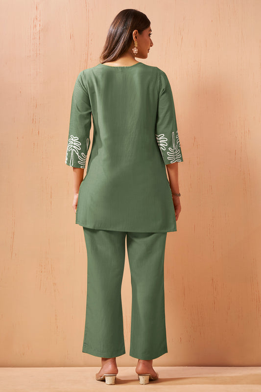 Green Embroidered Cotton Blend Co-Ord Set