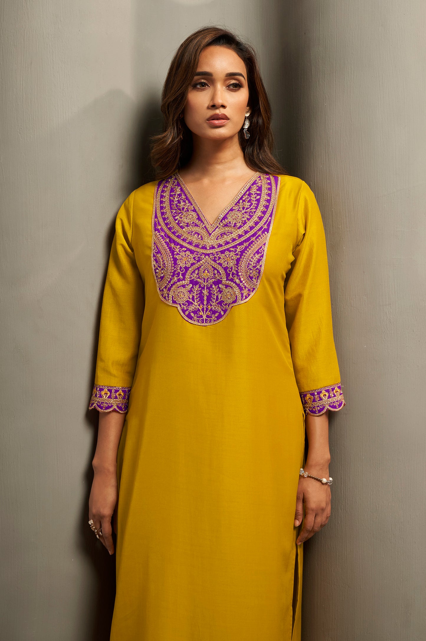 Women's Cotton Blend Embroidered Floral Motif Straight Kurta with Solid Cotton Blend Pants & Jacquard Chanderi Dupatta